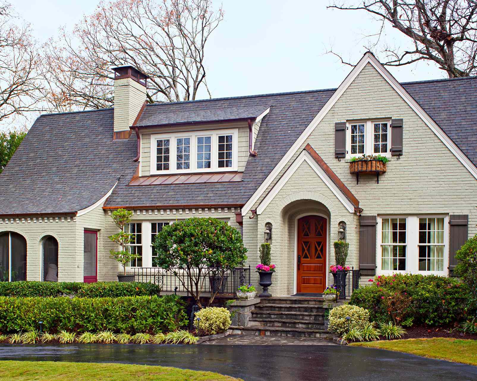 traditional residential home exterior color coordination roof siding door