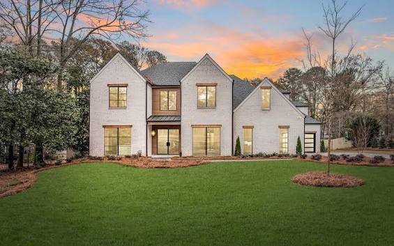 Alpharetta, GA neighborhood showing coordinated architectural elements across properties